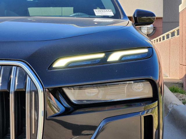 2023 BMW 760i xDrive Vehicle Photo in PLANO, TX 75024