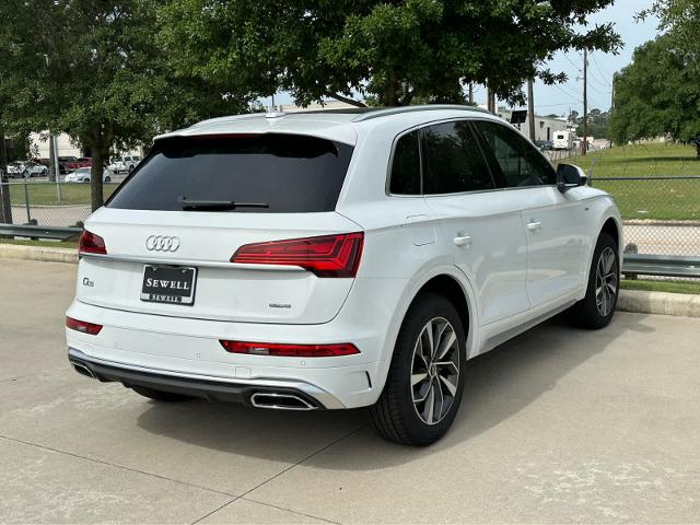 2025 Audi Q5 Vehicle Photo in HOUSTON, TX 77090