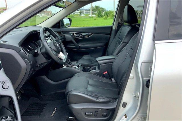 2017 Nissan Rogue Vehicle Photo in TOPEKA, KS 66609-0000