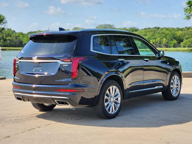 2022 Cadillac XT6 Vehicle Photo in DENTON, TX 76210-9321