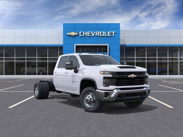 2025 Chevrolet Silverado 3500 HD Chassis Cab Vehicle Photo in PAWLING, NY 12564-3219
