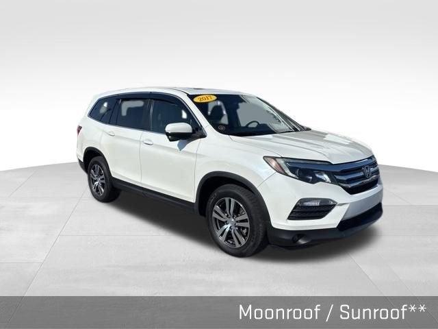 2017 Honda Pilot Vehicle Photo in Fishers, IN 46038