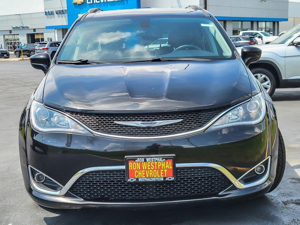 2020 Chrysler Pacifica Vehicle Photo in AURORA, IL 60503-9326
