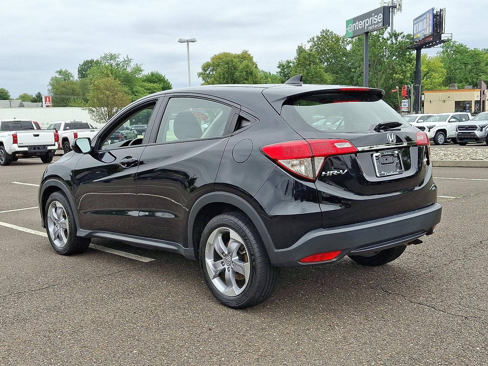 2022 Honda HR-V Vehicle Photo in Trevose, PA 19053