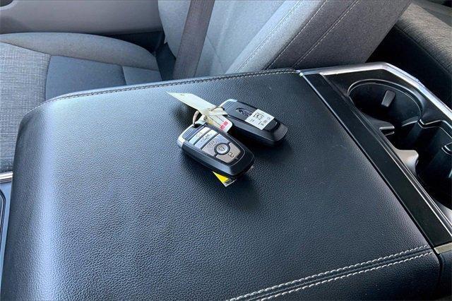 2021 Ford F-150 Vehicle Photo in TOPEKA, KS 66609-0000