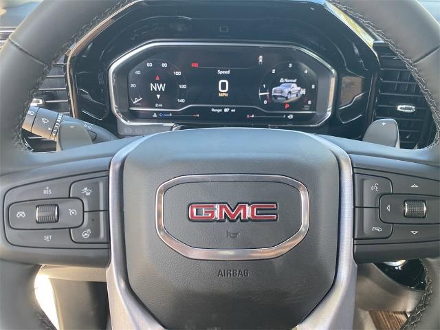 2025 GMC Sierra 1500 Vehicle Photo in GOODYEAR, AZ 85338-1310