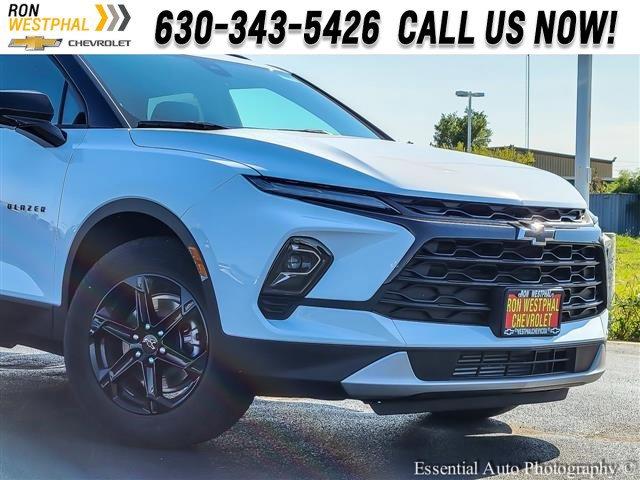 2025 Chevrolet Blazer Vehicle Photo in AURORA, IL 60503-9326