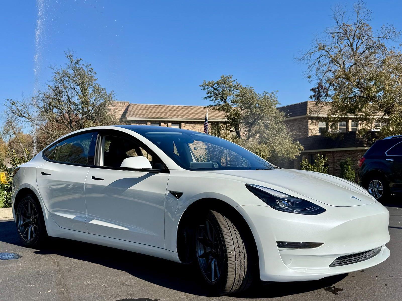 2023 Tesla Model 3 Vehicle Photo in DALLAS, TX 75209-3016