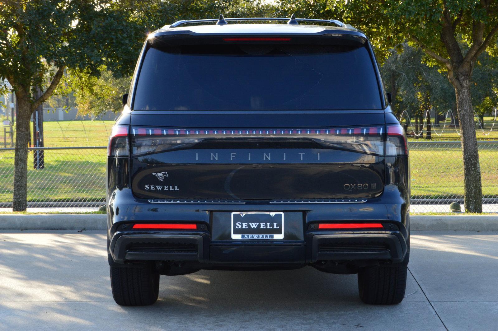 2025 INFINITI QX80 Vehicle Photo in Houston, TX 77090