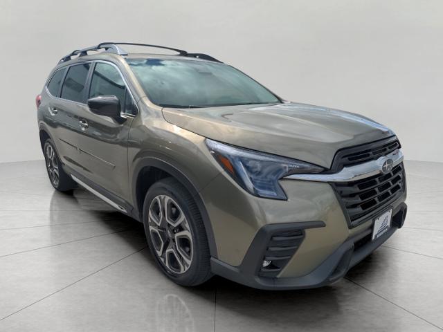 2024 Subaru Ascent Vehicle Photo in Green Bay, WI 54304