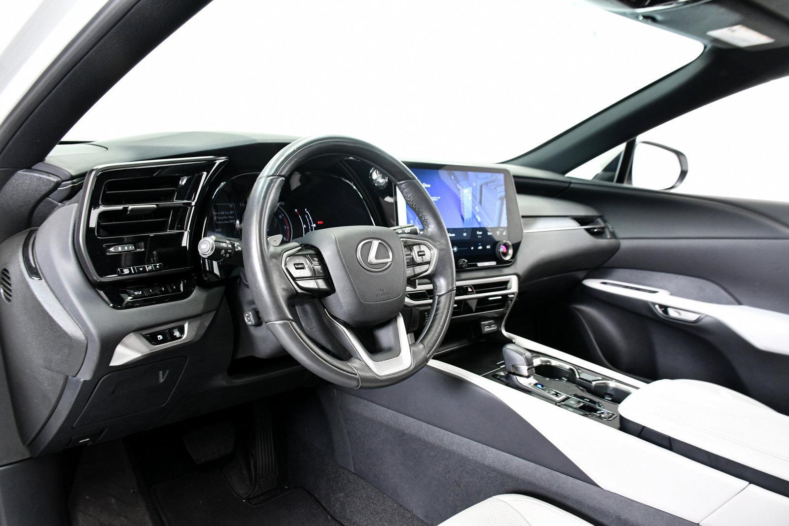 2023 Lexus RX 350 Vehicle Photo in DALLAS, TX 75235