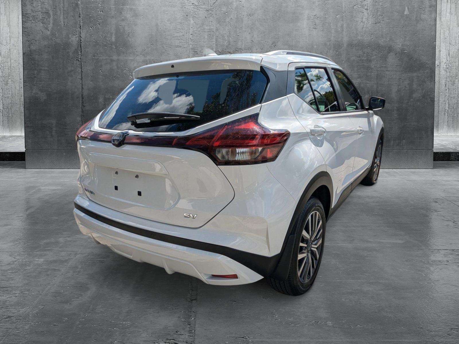 2024 Nissan Kicks Vehicle Photo in Miami, FL 33135