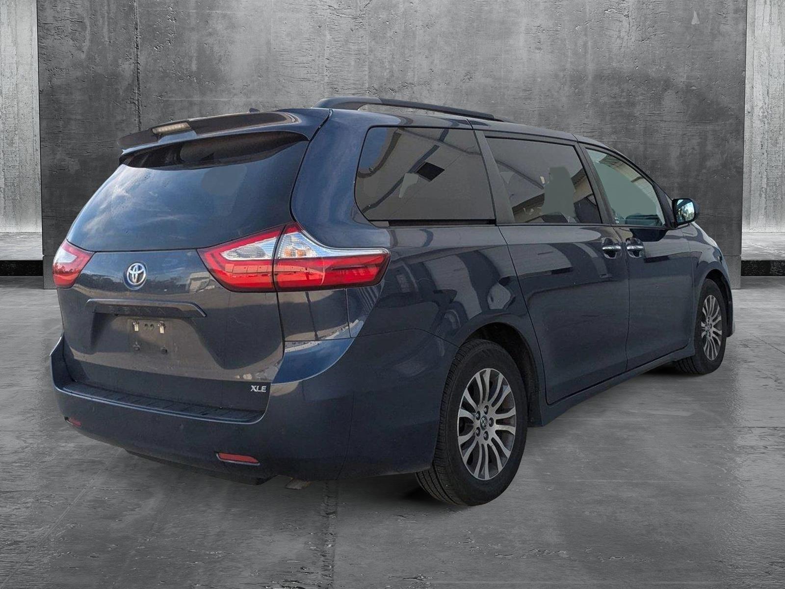 2019 Toyota Sienna Vehicle Photo in Winter Park, FL 32792