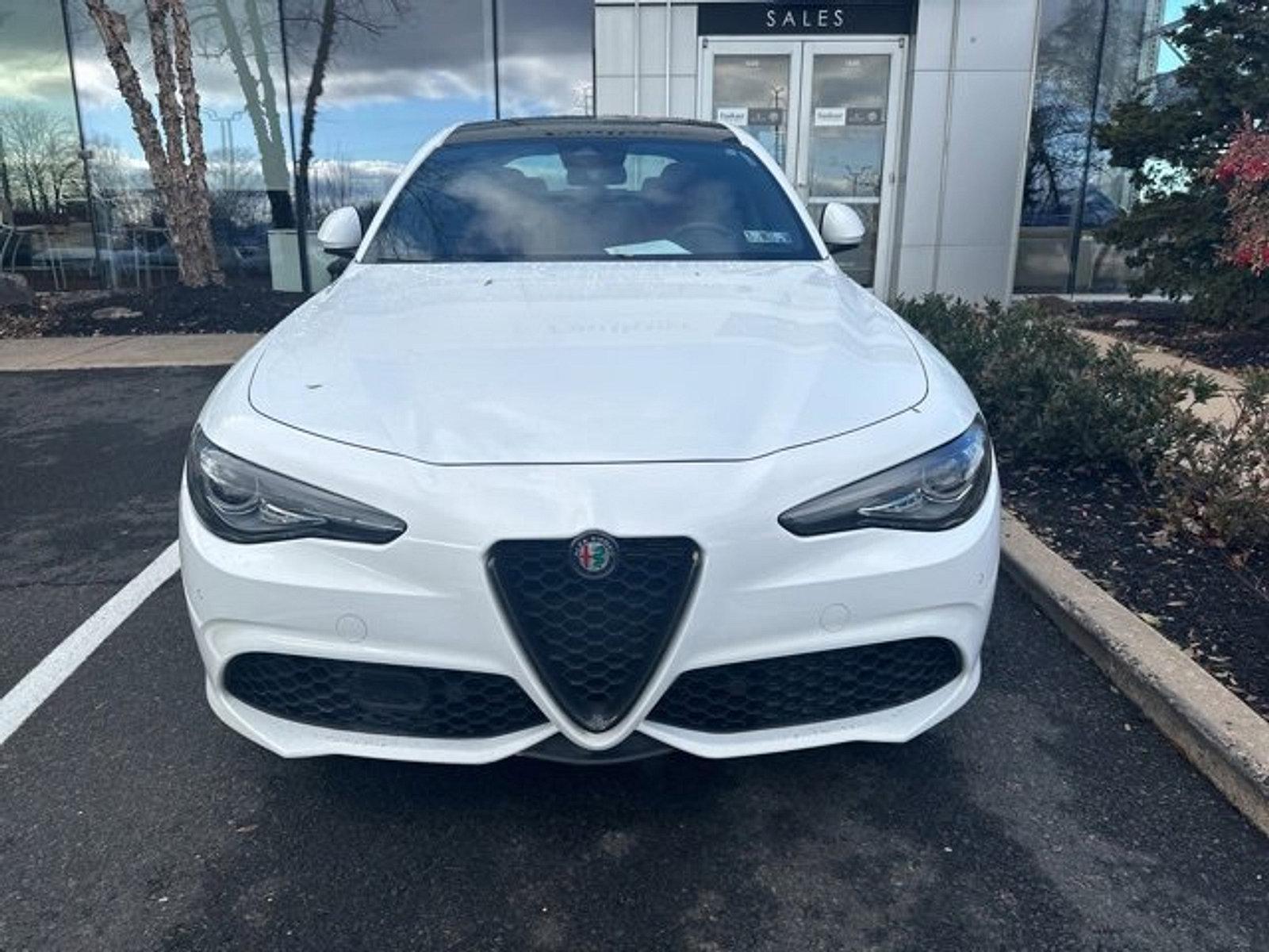 2020 Alfa Romeo Giulia Vehicle Photo in Willow Grove, PA 19090