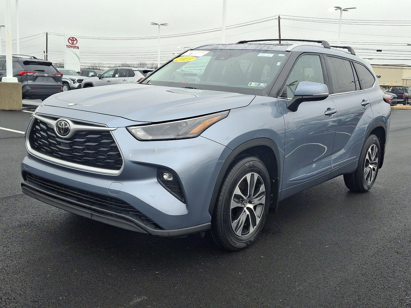 2023 Toyota Highlander Vehicle Photo in Harrisburg, PA 17111