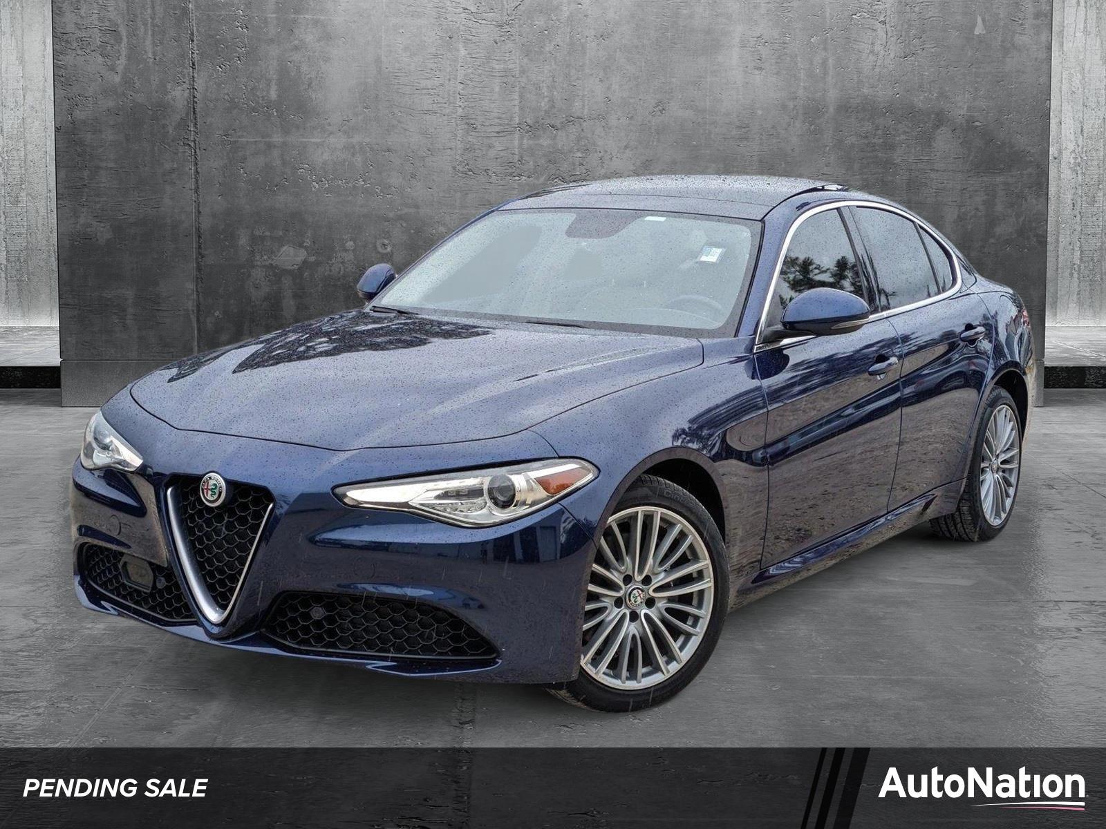 2017 Alfa Romeo Giulia Vehicle Photo in Bradenton, FL 34207