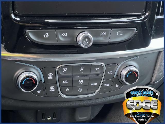 2022 Chevrolet Traverse Vehicle Photo in Roslyn, NY 11576