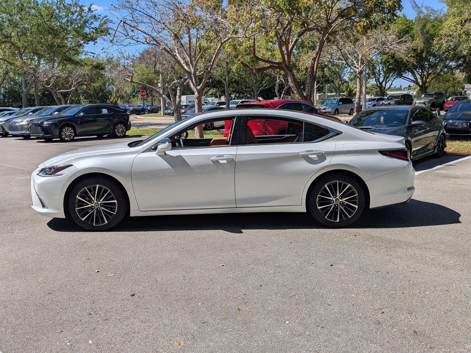 2022 Lexus ES 350 Vehicle Photo in West Palm Beach, FL 33417