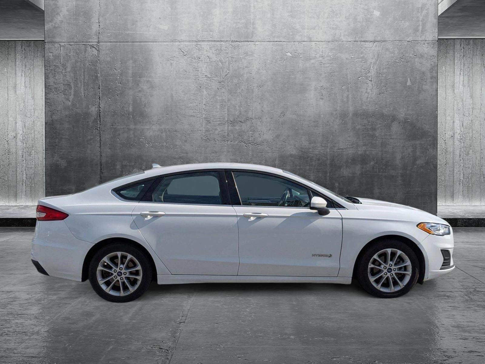 2019 Ford Fusion Hybrid Vehicle Photo in Miami, FL 33015