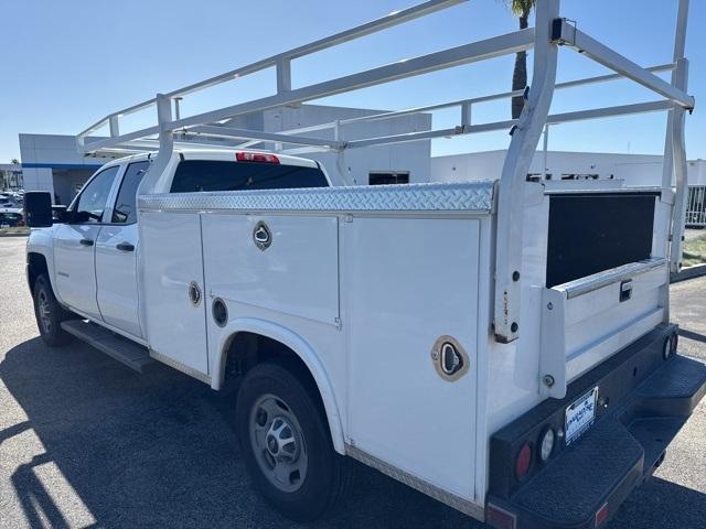 2016 Chevrolet Silverado 2500 HD Vehicle Photo in VENTURA, CA 93003-8585