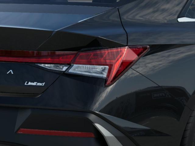 2025 Hyundai ELANTRA Vehicle Photo in Peoria, IL 61615
