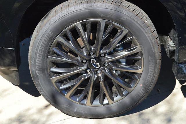 2025 INFINITI QX80 Vehicle Photo in Houston, TX 77090