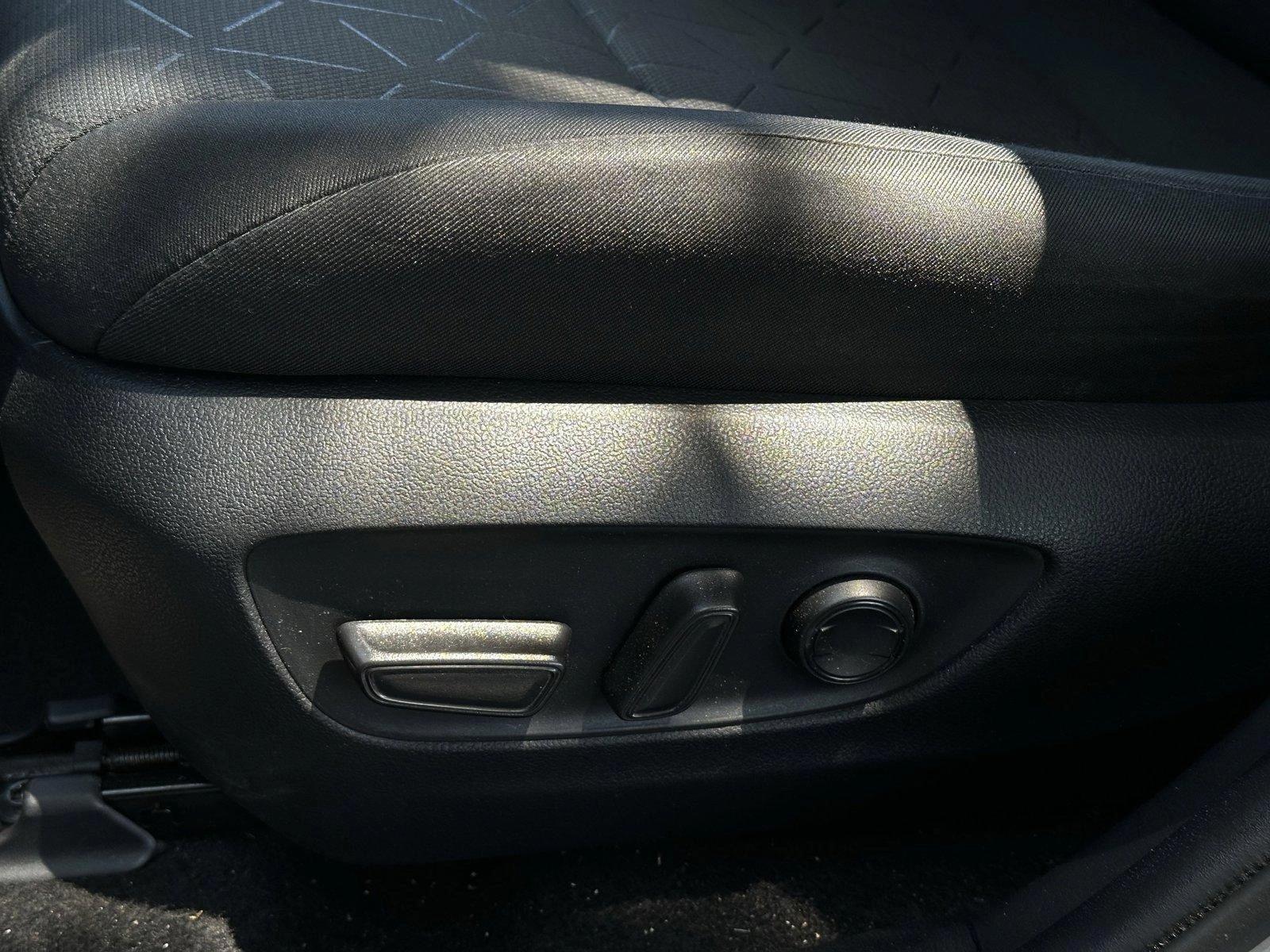 2021 Toyota RAV4 Vehicle Photo in Hollywood, FL 33021