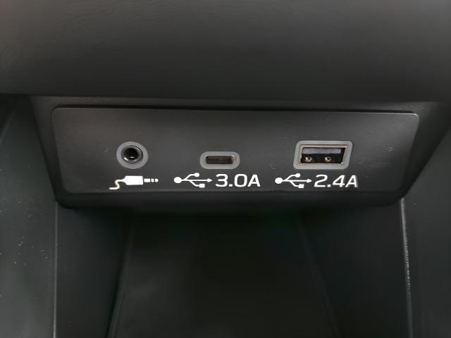 2025 Subaru Outback Vehicle Photo in Green Bay, WI 54304