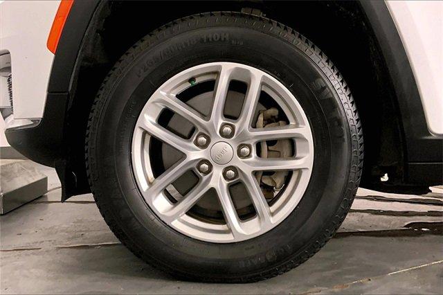 2023 Jeep Grand Cherokee L Vehicle Photo in INDEPENDENCE, MO 64055-1314