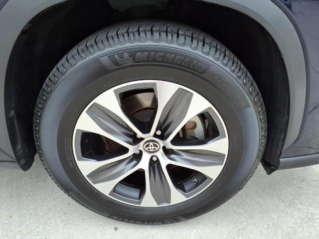 2021 Toyota Highlander Vehicle Photo in Tampa, FL 33612