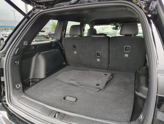 2023 Jeep Grand Cherokee Vehicle Photo in GREEN BAY, WI 54304-5303