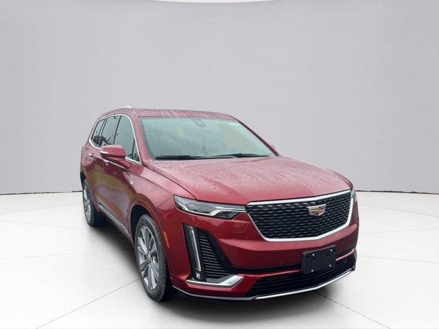 2025 Cadillac XT6 Vehicle Photo in LEOMINSTER, MA 01453-2952