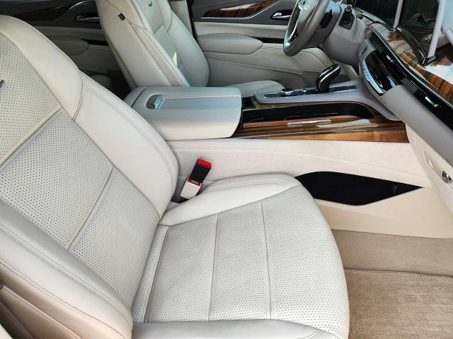 2021 Cadillac Escalade ESV Vehicle Photo in DENTON, TX 76210-9321