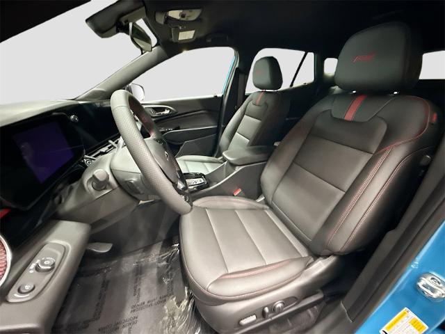 2025 Chevrolet Trax Vehicle Photo in EVERETT, WA 98203-5662