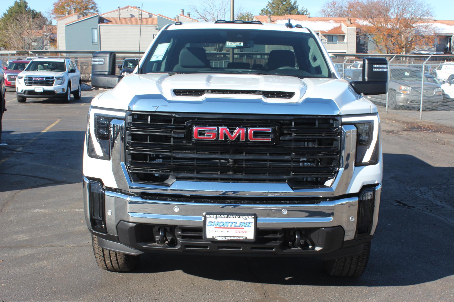 2025 GMC Sierra 2500 HD Vehicle Photo in AURORA, CO 80012-4011