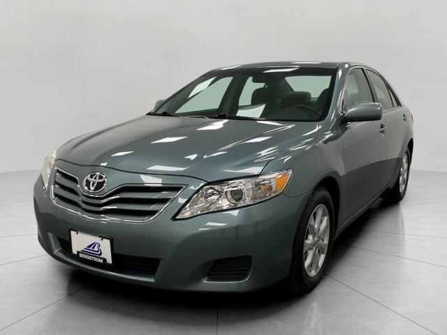 2011 Toyota Camry Vehicle Photo in Neenah, WI 54956