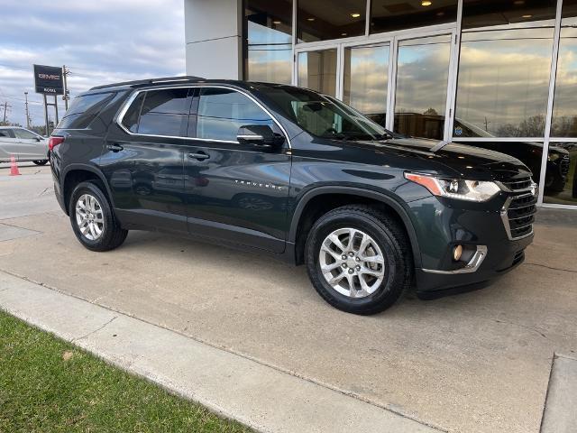 Used 2020 Chevrolet Traverse 3LT with VIN 1GNERHKW8LJ153825 for sale in Baton Rouge, LA