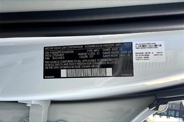 2025 Volvo XC90 Vehicle Photo in Houston, TX 77007