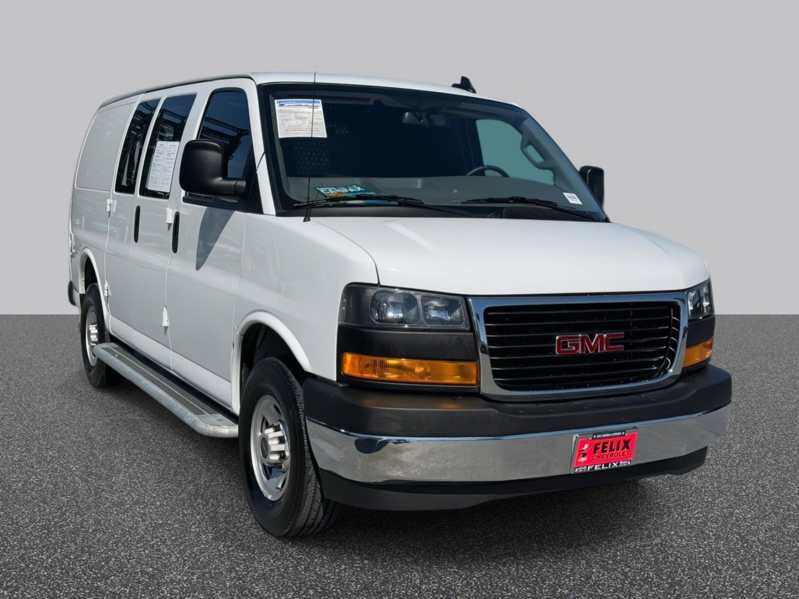 2023 GMC Savana Cargo 2500 Vehicle Photo in LOS ANGELES, CA 90007-3794