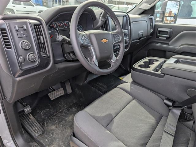 2024 Chevrolet Silverado Chassis Cab Vehicle Photo in ENGLEWOOD, CO 80113-6708