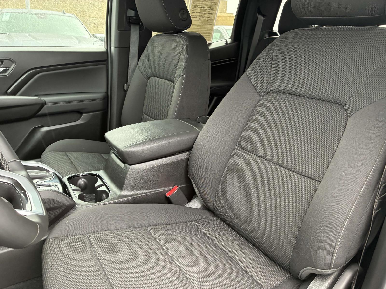2024 Chevrolet Colorado Vehicle Photo in LOS ANGELES, CA 90007-3794