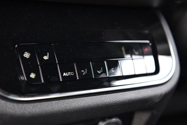 2025 Nissan Armada Vehicle Photo in Ballwin, MO 63011