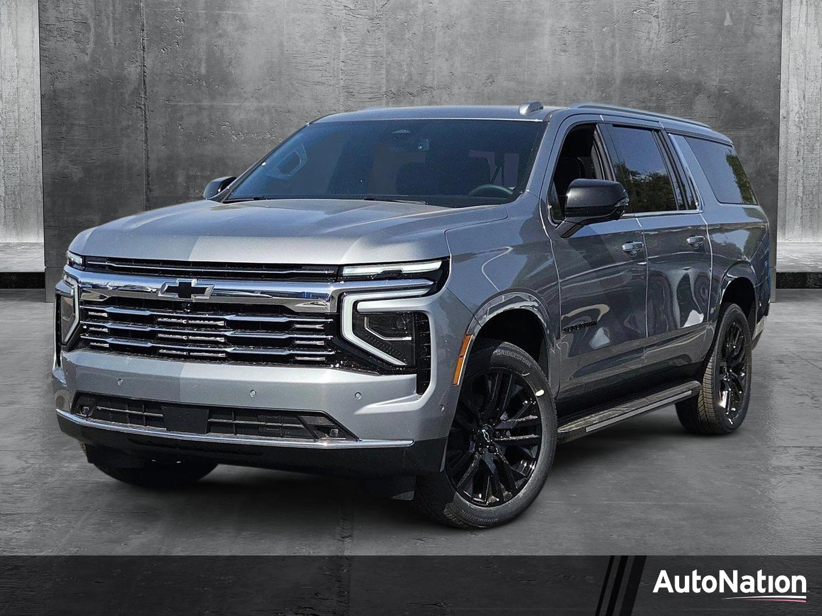 2025 Chevrolet Suburban Vehicle Photo in GILBERT, AZ 85297-0446