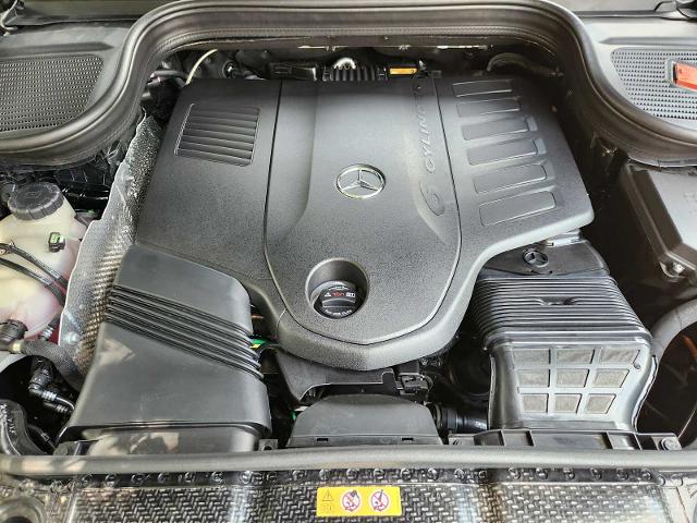 2025 Mercedes-Benz GLS Vehicle Photo in HOUSTON, TX 77079