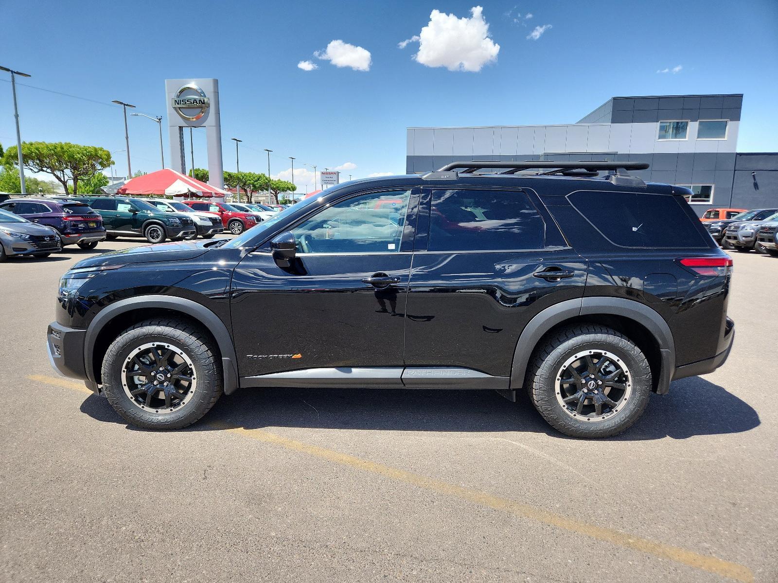 2025 Nissan Pathfinder Vehicle Photo in Albuquerque, NM 87110