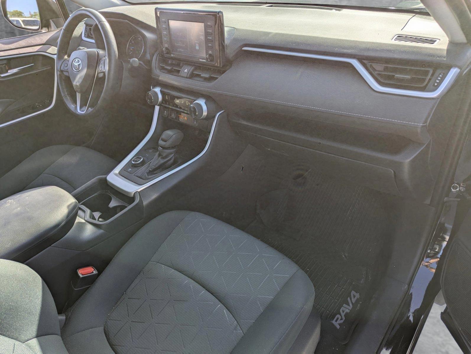 2020 Toyota RAV4 Vehicle Photo in Ft. Myers, FL 33907