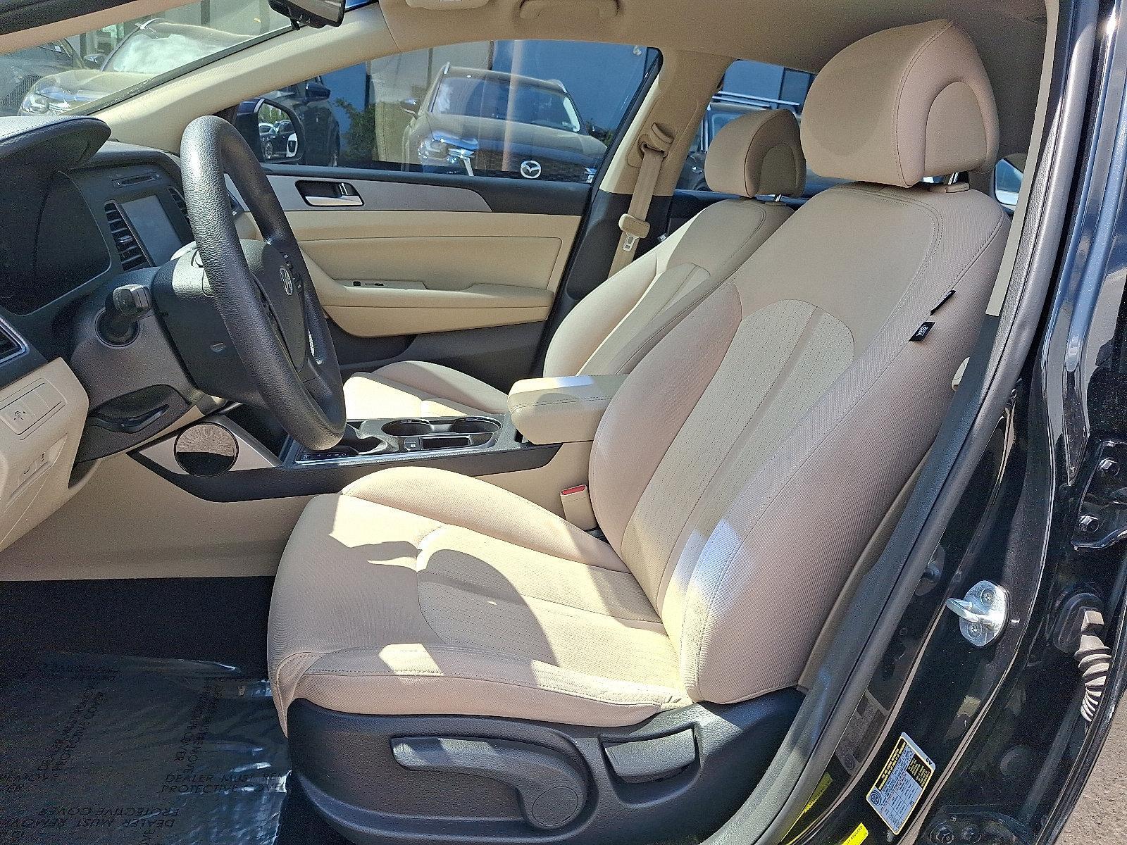 2017 Hyundai SONATA Hybrid Vehicle Photo in Trevose, PA 19053