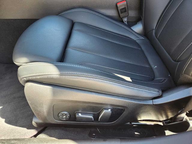 2025 BMW 330i Vehicle Photo in PLANO, TX 75024