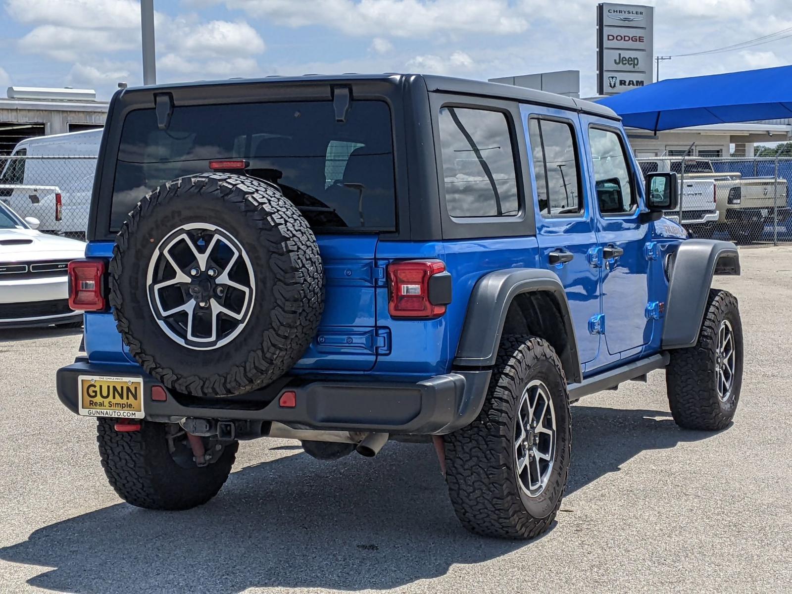 2024 Jeep Wrangler Vehicle Photo in Seguin, TX 78155