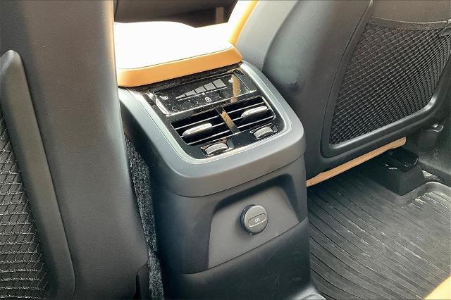 2024 Volvo XC90 Recharge Plug-In Hybrid Vehicle Photo in Grapevine, TX 76051